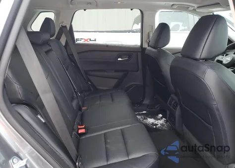 2022 Nissan Rogue Sv z USA, uszkodzony, nr VIN 5N1BT3BB4NC731628